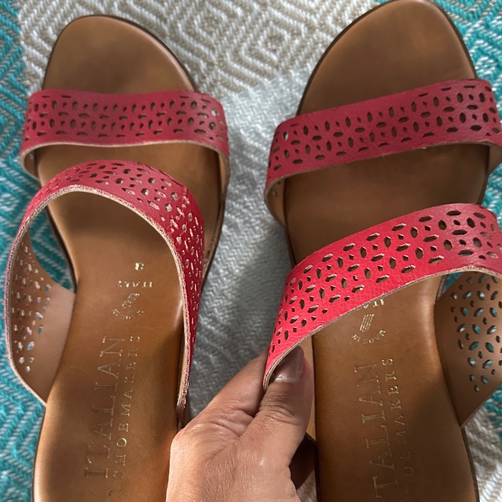 Italian Shoemakers Red Sandals - Picture 8 of 9